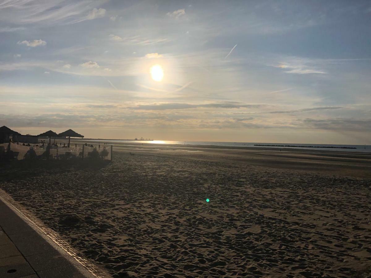 Une Escapade Tranquille, Proche De La Plage ! Dunkirk Esterno foto